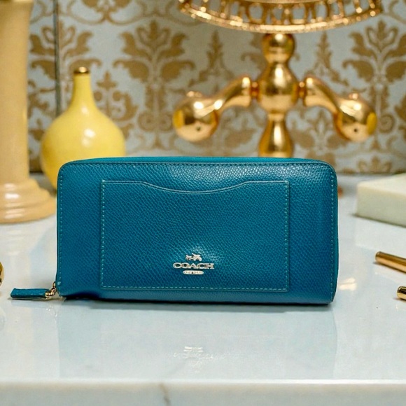 COACH Logo Teal Accordion Zip Long Wallet w/ Front Pocket - Picture 6 of 6